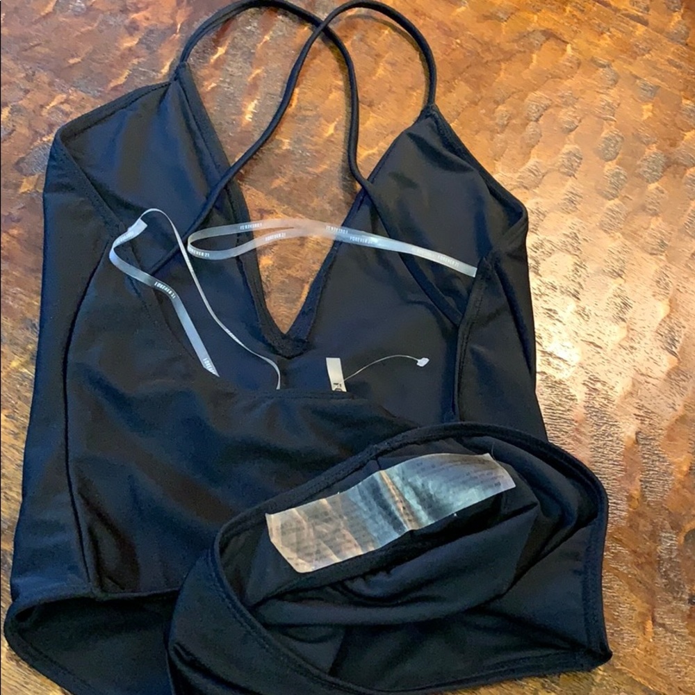 Swimsuit - Picture 5 of 5